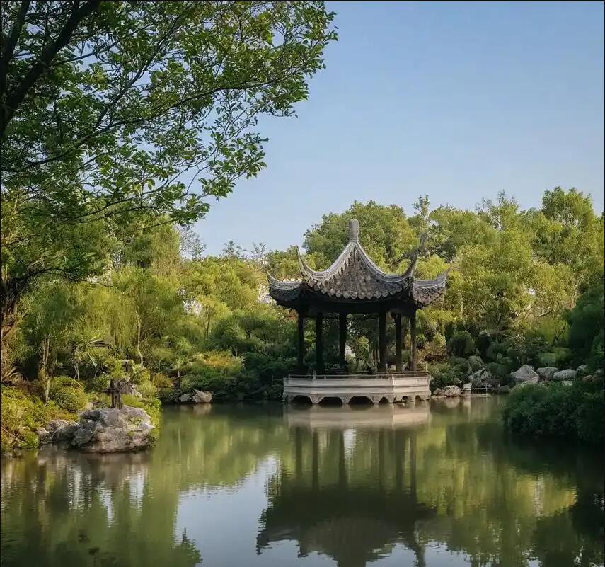 上海半知餐饮有限公司